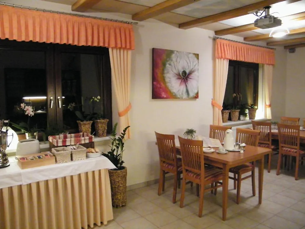 Hotel Waldhaus 3*, Mespelbrunn